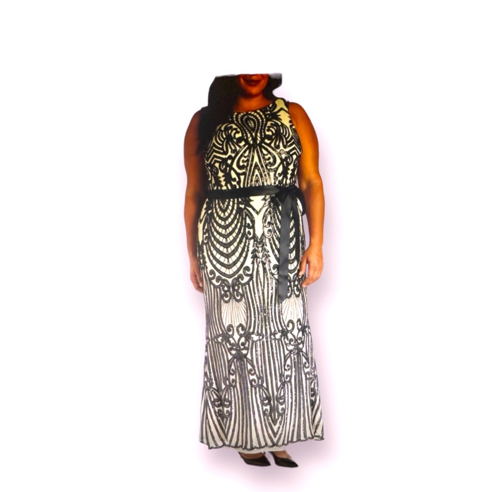 Size 18 sleeveless black and champagne evening gown